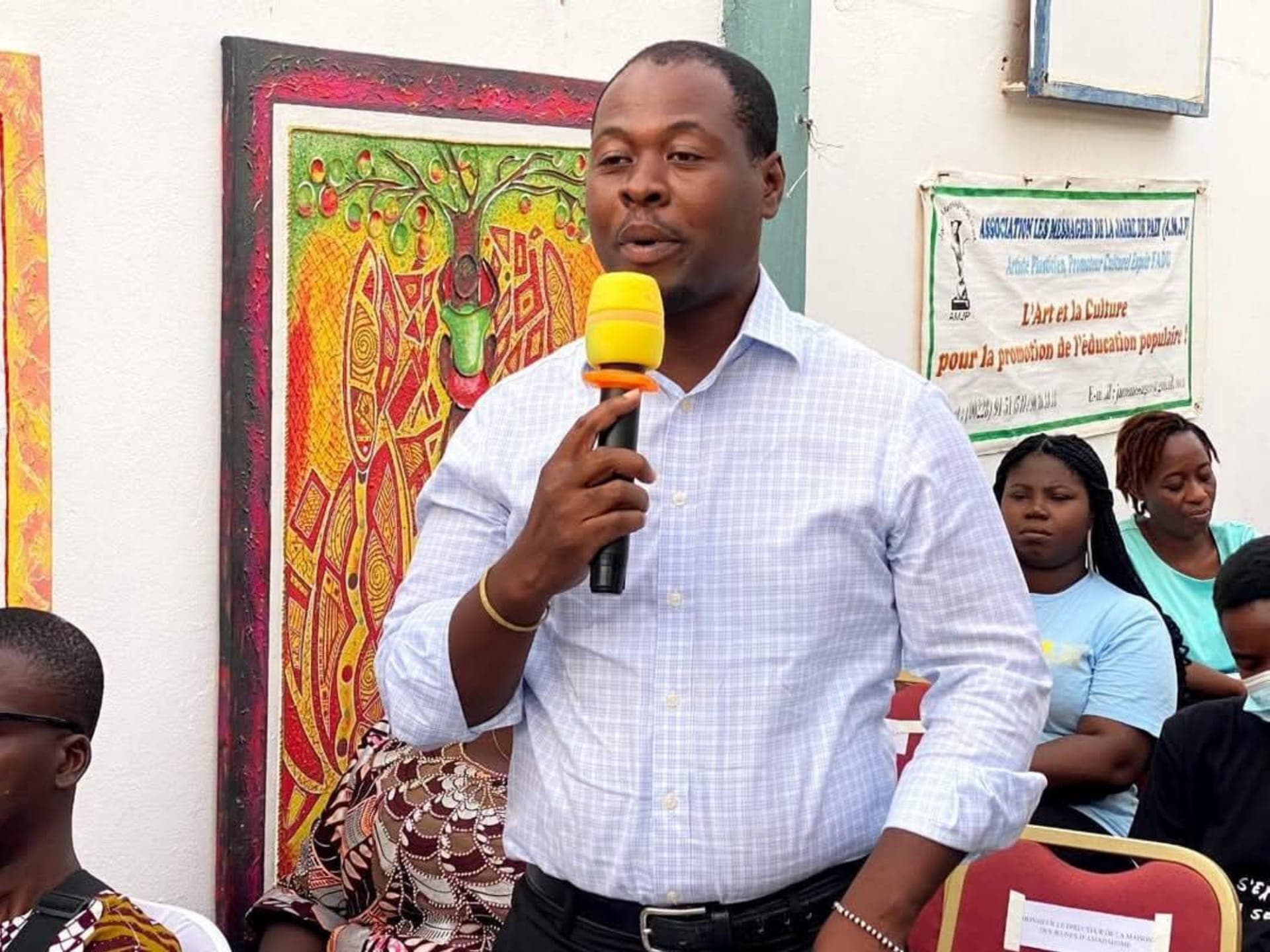 L'art au service de la paix : Espoir FADU lance 'La Mission de Mon Pinceau' à Lomé — photo 5